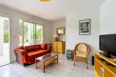 Villa in Lacanau mit privatem Pool und...