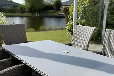 Ferienhaus in Makkum mit Schwimmbecken