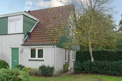 Geräumiges Ferienhaus mit Garten
