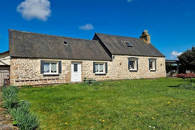 Ferienhaus in Ploumilliau mit Grill