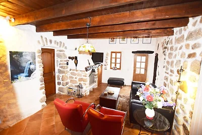 Modern vakantiehuis met zwembad