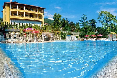 Strandnahe Wohnung, Verbania Intra-ehemals TU...