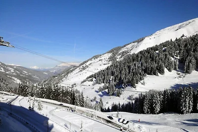 HELLE UND KOMFORTABLE WOHNUNG MIT LABEL...