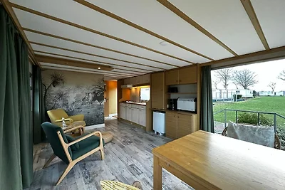 Komfortables Chalet auf ruhigem Campingplatz ...