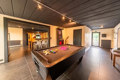 Luxusvilla mit Pool