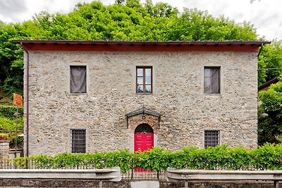 Gelassenes Ferienhaus mit privatem Pool