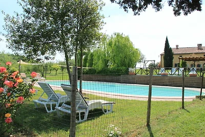 Charmantes Ferienhaus in Collesalvetti mit...