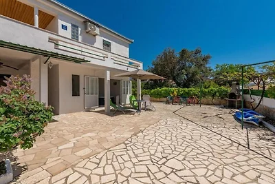 Three Bedroom Holiday Home