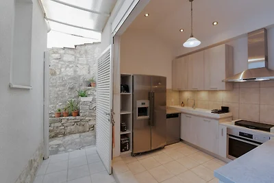 Holiday Home Lea - Three Bedroom Holiday Home...