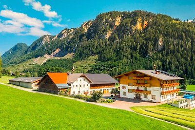 Ferienwohnung mit Skiraum und Sauna in...