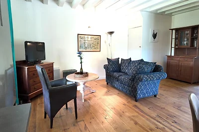 Cottage accogliente a Roussines, Dordogna