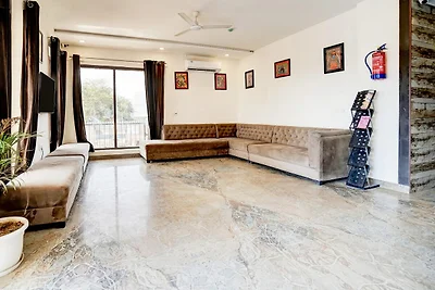 Gemütliche Aufenthalte im Taj Nagri Basai von...