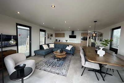 Strandvilla aan het IJsselmeer