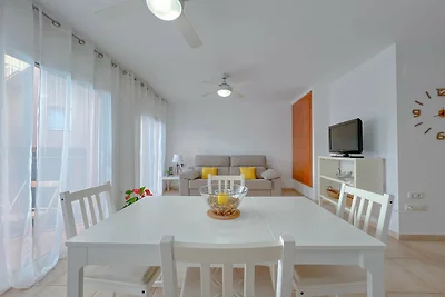 Appartement in Blanes met Uitzicht op Zee