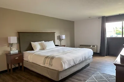 1 kingsize bed | Badkuip met mobiele toegang ...