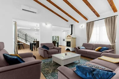 Villa in Tar mit Schwimmbecken