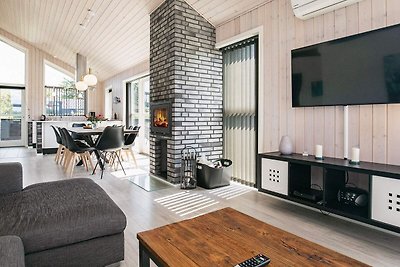 Luxuriöses Ferienhaus in Løkken mit Sauna