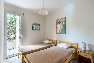 Villa in Lacanau mit privatem Pool und...