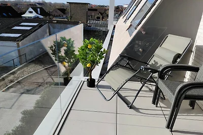 Luxusapartment mit Pool und Parkplatz