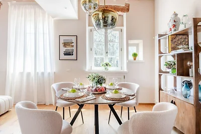 Lucca Apartment in Heart of Tuscany