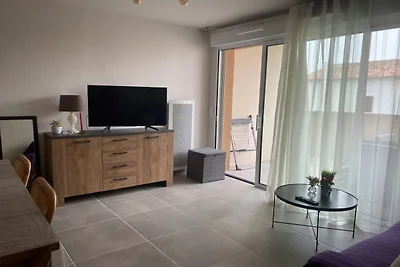 Modernes Apartment in Vias für 6 Gäste