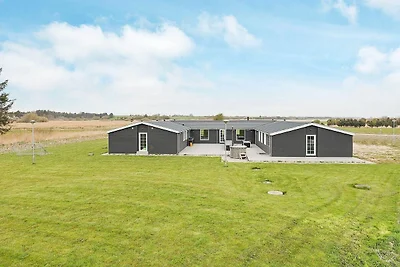 24 Personen Ferienhaus in Øster Assels