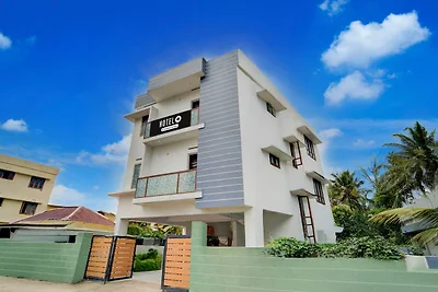 Super Hotel O Kazhakkoottam