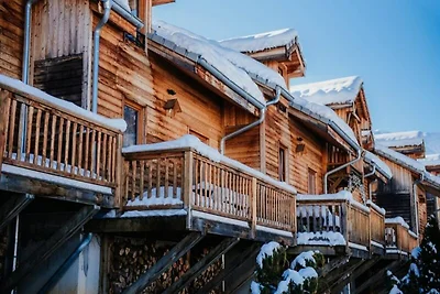 Chalet a Embrun con vista sul lago e spa