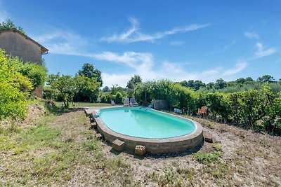 Encantadora casa de vacaciones en Lacio con p...