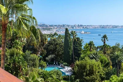 Appartement in Golfe-Juan met uitzicht op zee