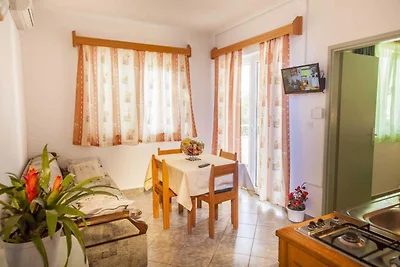 Srima Stay – Schritte zum Sandstrand