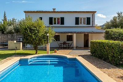 Villa in Pollensa mit Gemeinschaftspool