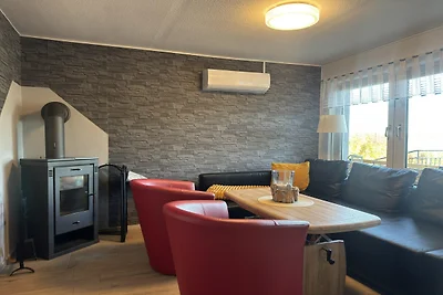 Ferienhaus mit Kamin in Sternberg