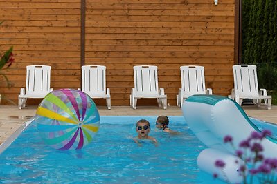 Ferienhäuser mit Swimmingpool, Rewal