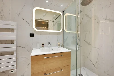 Charmante Wohnung – 1BDR/ 6P – Sacré-Cœur