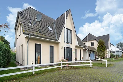 Ferienhaus in Bastorf mit Garten