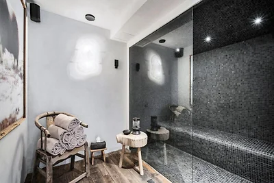 Chalet in Saint-Martin mit nordischem Bad