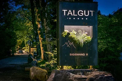 Hut in Ofterschwang met zwembad