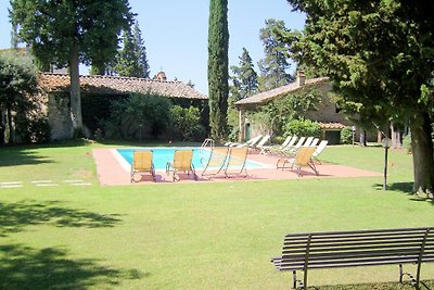 Accogliente casa a San Casciano in Val di Pes...