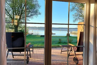 Maison de plage au bord du lac - avec bateau ...