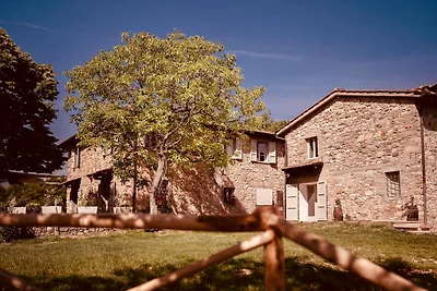 Villa in Toscane met Verwarmd Zwembad