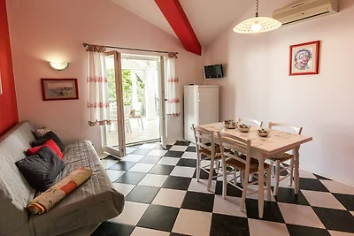 MY DALMATIA - Beach apartment Jadrija