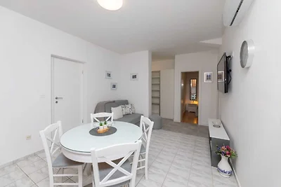 Villa Supetar Garden - Standard Two Bedroom A...