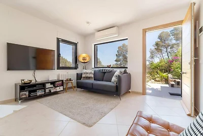 Villa in Olivella mit Pool und Grill