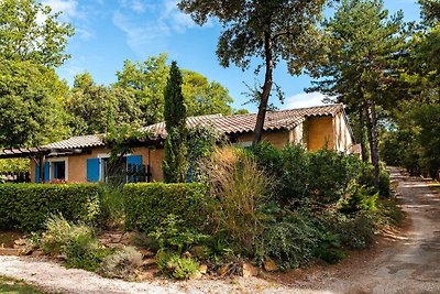 Maisonette in stile provenzale con piscina...