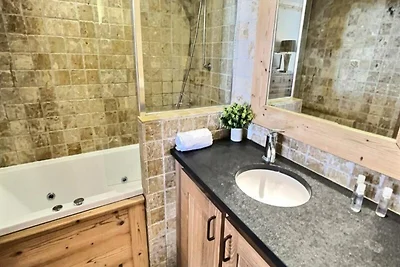 Wunderschöne 3-Zimmer-Ferienwohnung mit Schla...