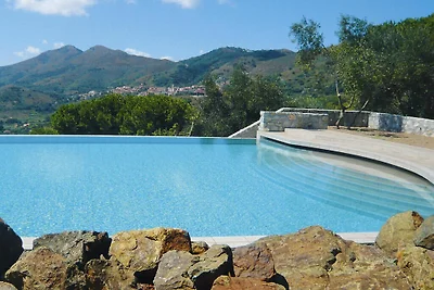 Villa in Rio nell Elba mit Pool