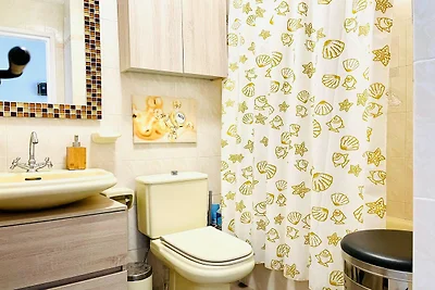 Appartement met eigen terras en uitzicht op...