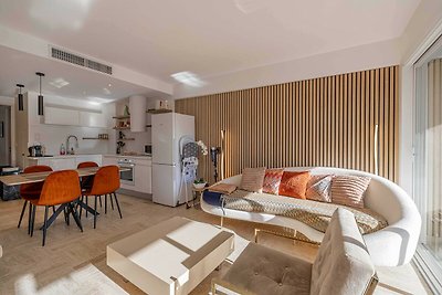 Charmante Wohnung am Boulevard Alexandre III