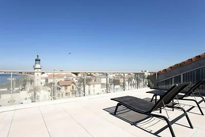 Wohnung in Grau du Roi mit Meerblick